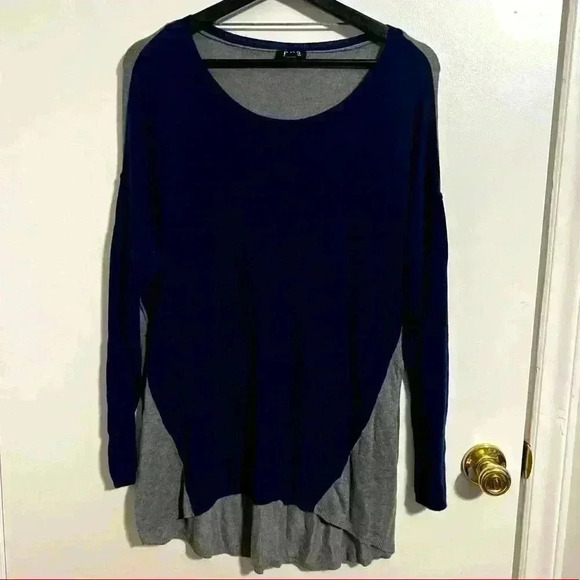 A.N.A Two-tone top - XL - Picture 1 of 3